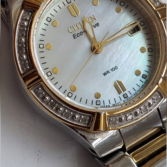Citizen Eco-Drive Riva, Diamond Accent, MOP, Women's Two-Tone 26mm, EUC! - Picture 13 of 17
